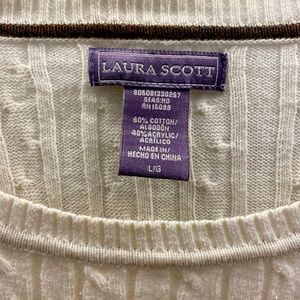 Laura Scott  Cable Knit Sweater large